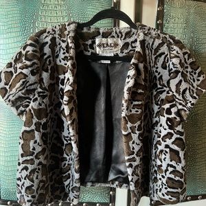 Live a little leapord faux fur with polyester lining & top clasp